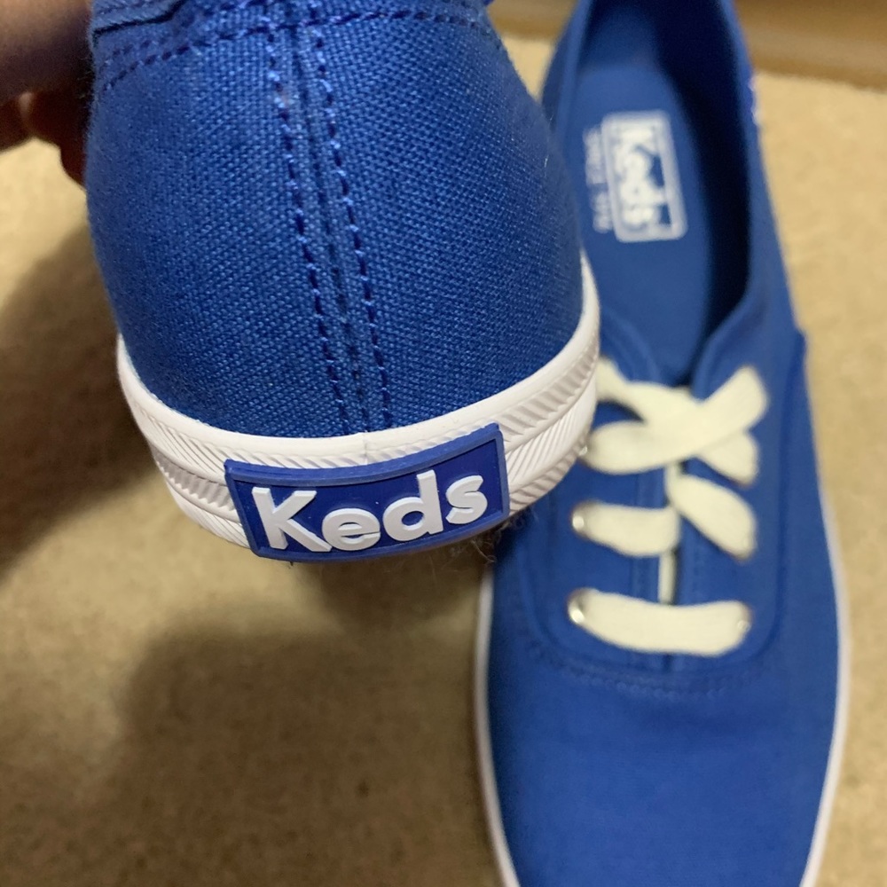 Keds  NIB